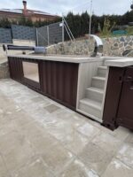 contenedor de 20 pies transformado en piscina - Imagen 4