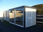 Contenedor Helsinki de 4,8 x 3,5 metros. Ideal como bungalow deportivo, taller, oficina de producción, oficina adicional, oficina de ventas o sala de reuniones. - Imagen 6